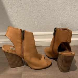 Steve Madden Wedge Bootie- Size 7